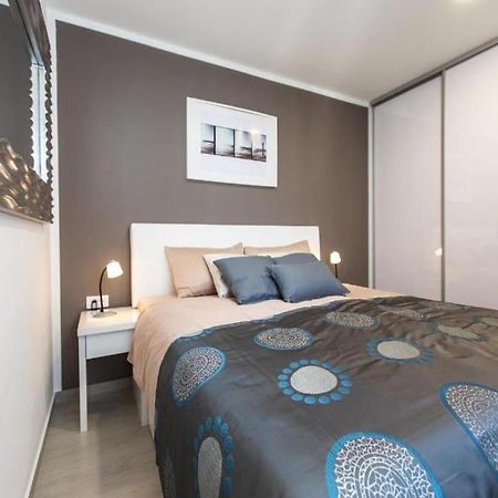 Bleu Villa - Three Bedroom Villa With Balcony And City View Dubrovnik Dış mekan fotoğraf