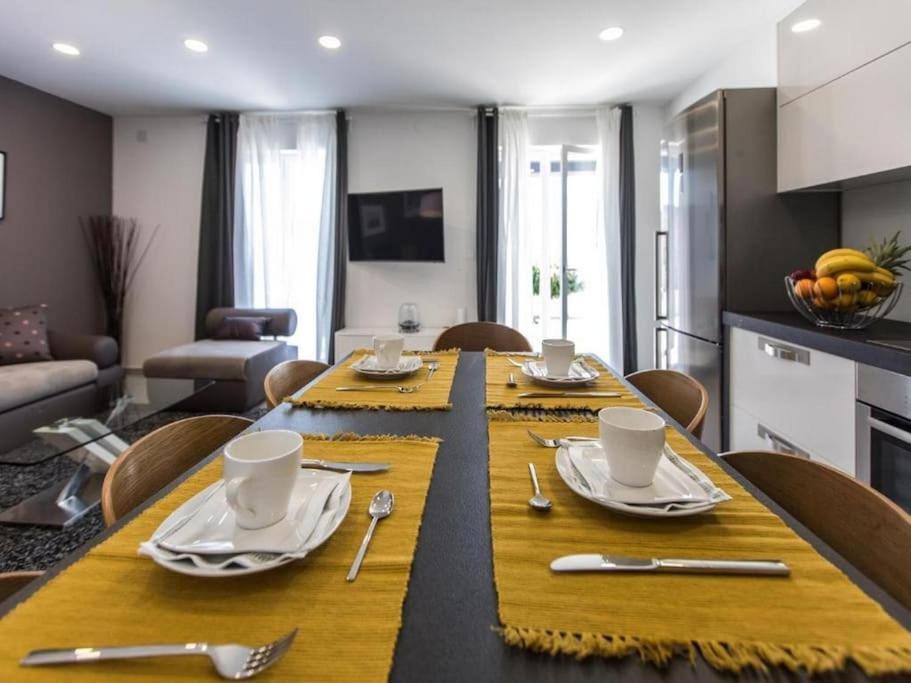 Bleu Villa - Three Bedroom Villa With Balcony And City View Dubrovnik Dış mekan fotoğraf